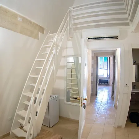 Palazzo Vilei 3* Giurdignano